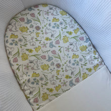 Load image into Gallery viewer, snuggle bunny bassinet/moses basket sheet