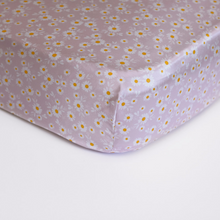Load image into Gallery viewer, pretty petals cotbed/toddler bed sheet
