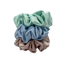 Load image into Gallery viewer, scrunchie trio bauble
