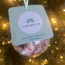 Load image into Gallery viewer, scrunchie trio bauble
